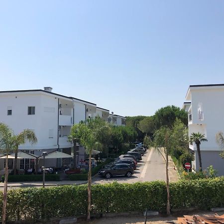 Rezidenca Primavera Apartments Durrës Exteriör bild